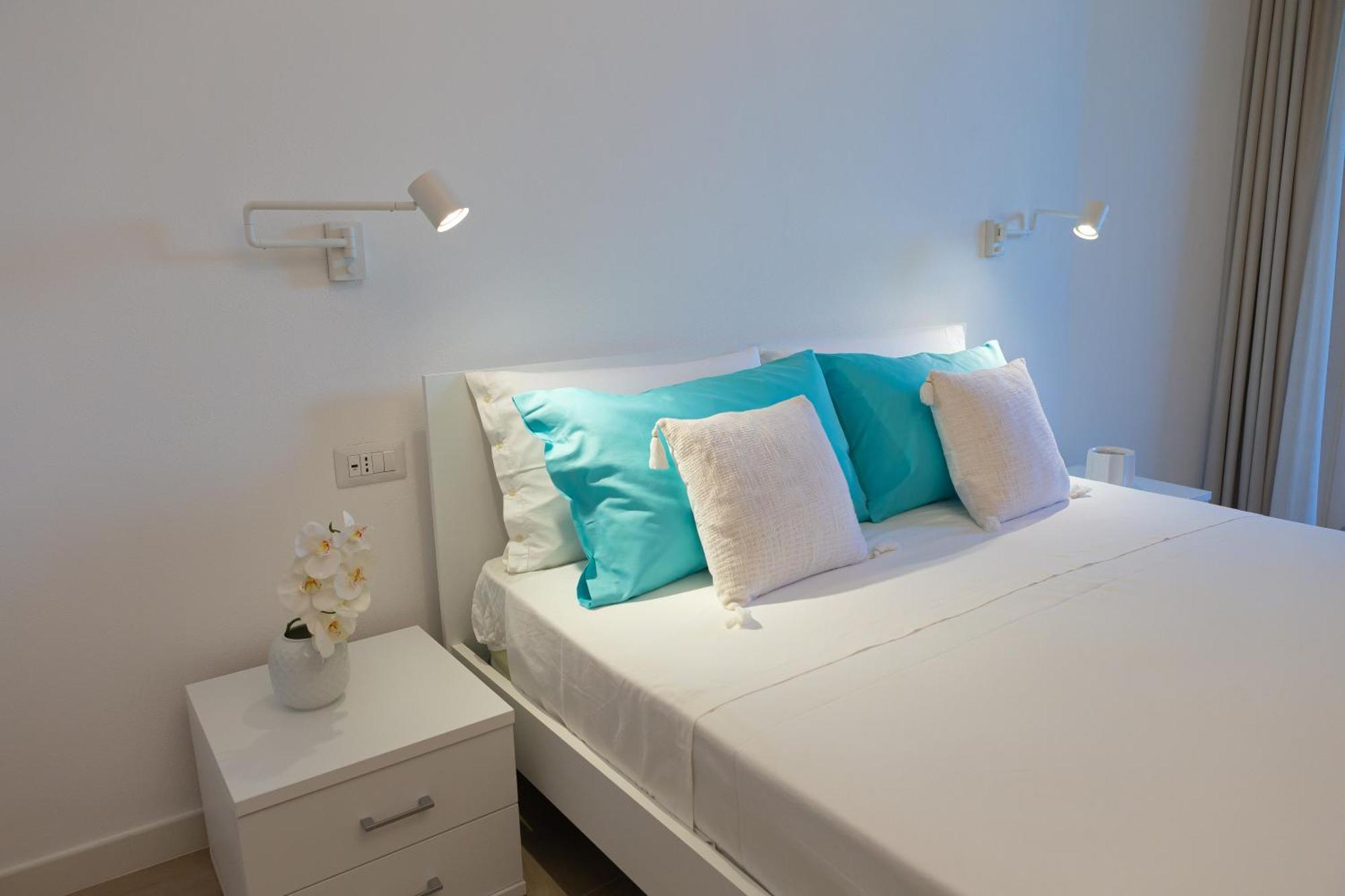 Estia Suites Villasimius Eksteriør billede